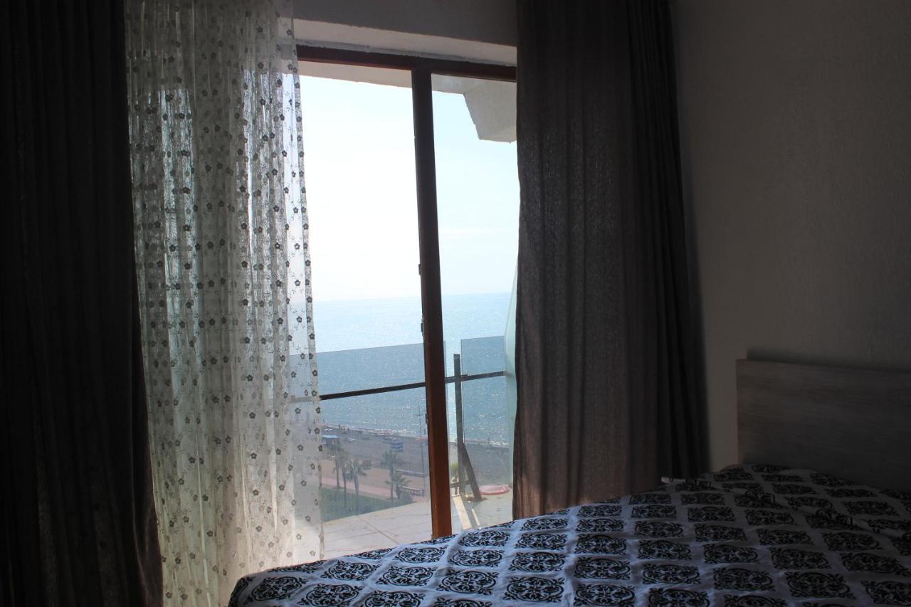 Apartment On The Back Sea Batumi Exterior foto