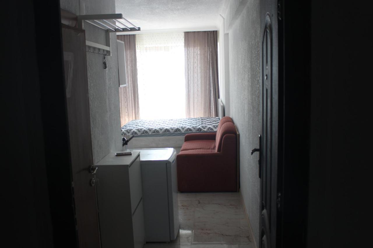 Apartment On The Back Sea Batumi Exterior foto