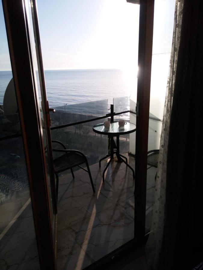 Apartment On The Back Sea Batumi Exterior foto