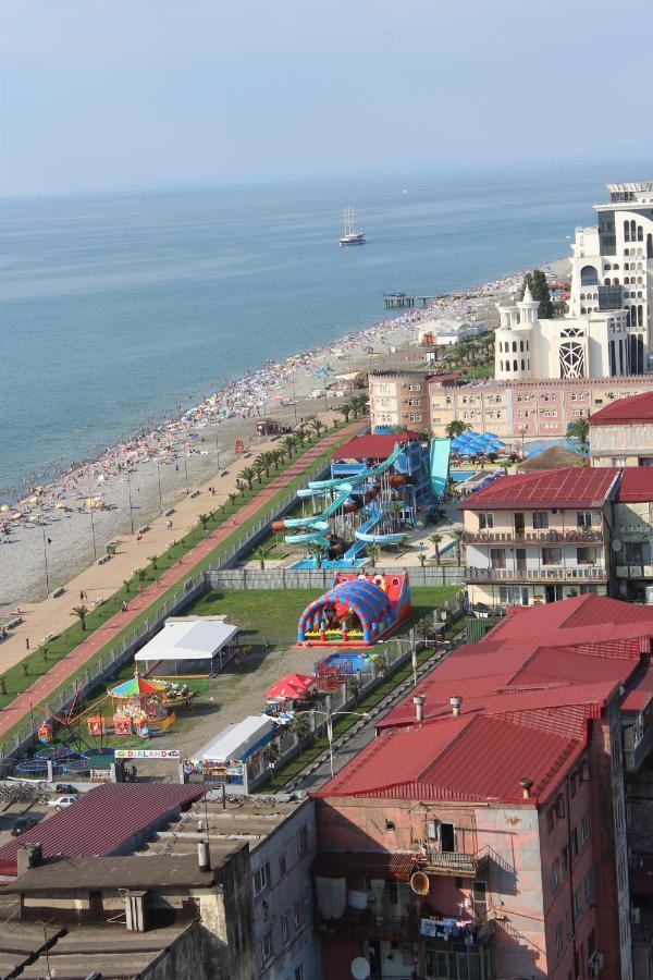 Apartment On The Back Sea Batumi Exterior foto