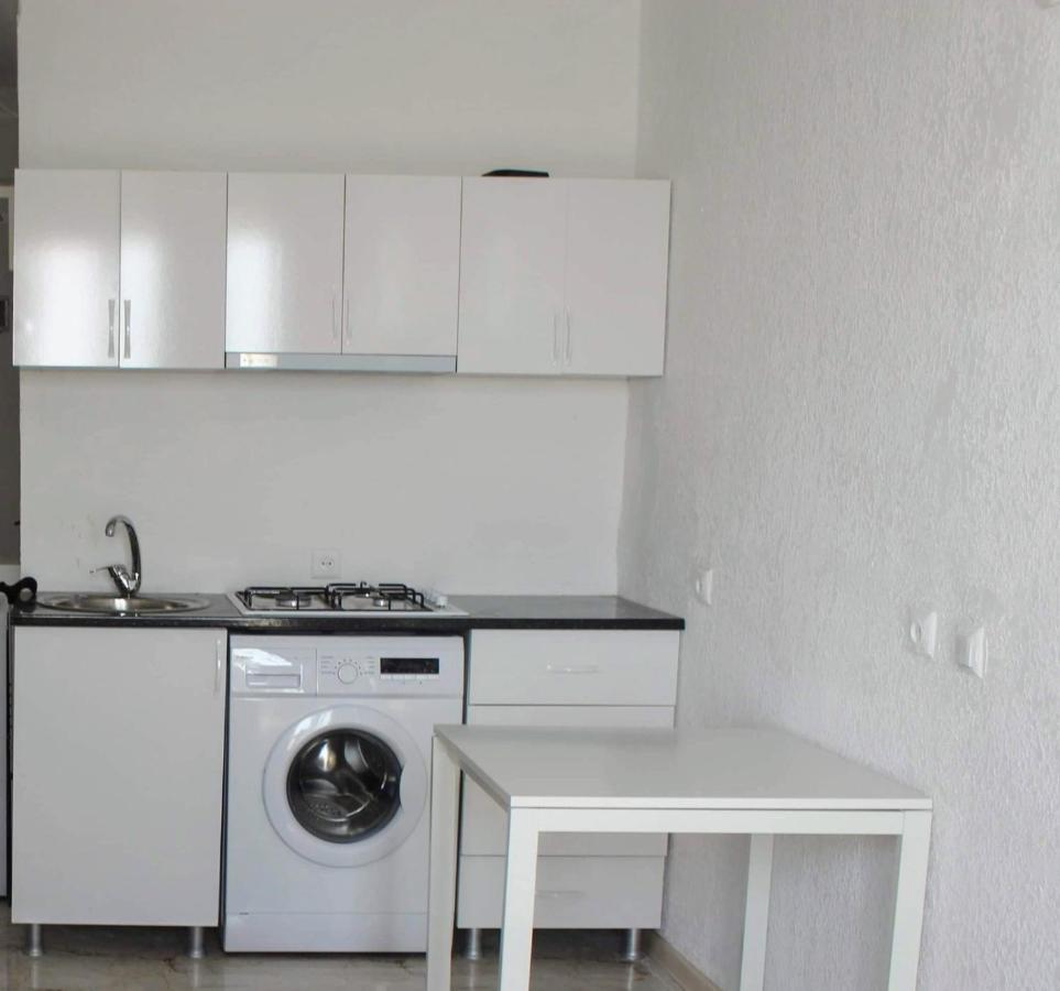 Apartment On The Back Sea Batumi Exterior foto